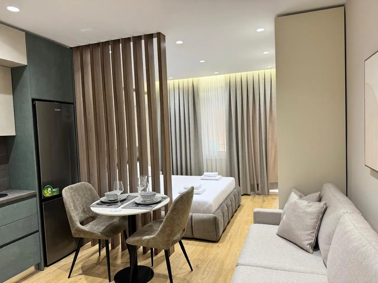 Hotel E&R Apartments At Myslym Shyri Tirana